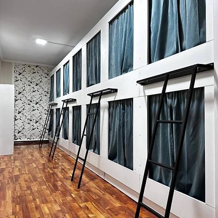 Nomadstan Capsule Hostel Karakol Dış mekan fotoğraf